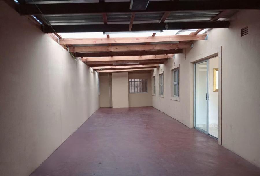 5 Bedroom Property for Sale in Voorbrug Western Cape